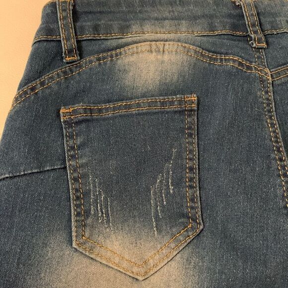 Women’s Classic High Rise Embellishment Pearl Pull On Denim Size XL - Picture 12 of 14